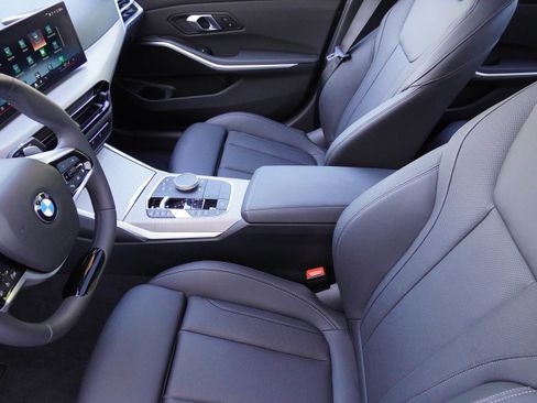 Used 2025 BMW 330i Sedan RWD image 12