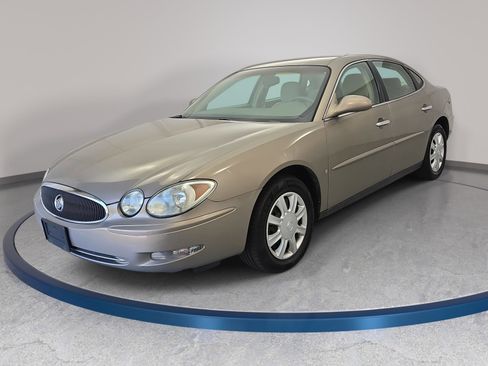 Used 2006 Buick LaCrosse CX FWD image 1