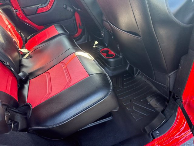 Used 2018 Jeep Wrangler Unlimited Sport AWD/4WD image 31