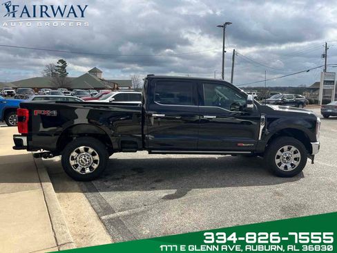 Used 2024 Ford F350 Lariat w/ Lariat Ultimate Package image 5