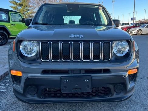 Used 2021 Jeep Renegade Sport image 4