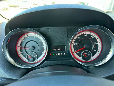 Used 2015 Dodge Grand Caravan SXT FWD image 13