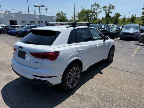 Used 2024 Audi Q3 2.0T Premium Plus w/ Premium Plus Package AWD/4WD image 3