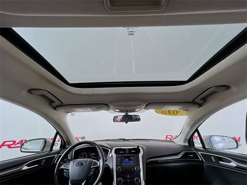 Used 2015 Ford Fusion SE w/ Equipment Group 201A image 23