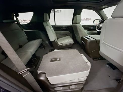 Used 2025 GMC Yukon Elevation w/ Technology Package image 32