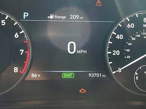 Used 2017 Genesis G90 5.0 Ultimate RWD image 19