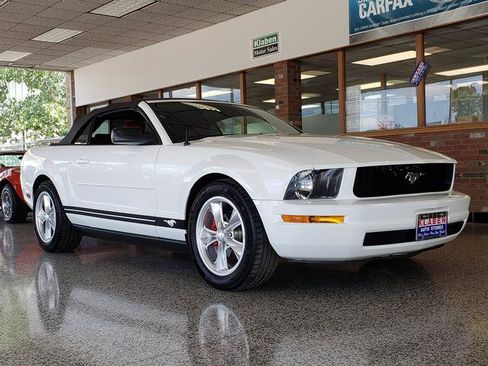 Used 2005 Ford Mustang Premium RWD image 7