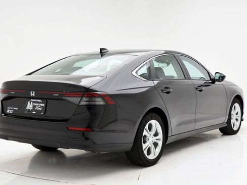 Used 2024 Honda Accord LX image 9
