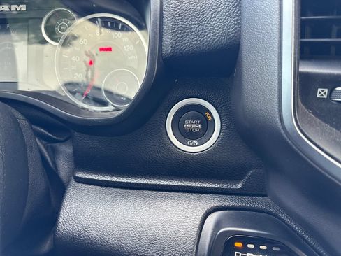Used 2019 RAM 1500 Big Horn RWD image 14