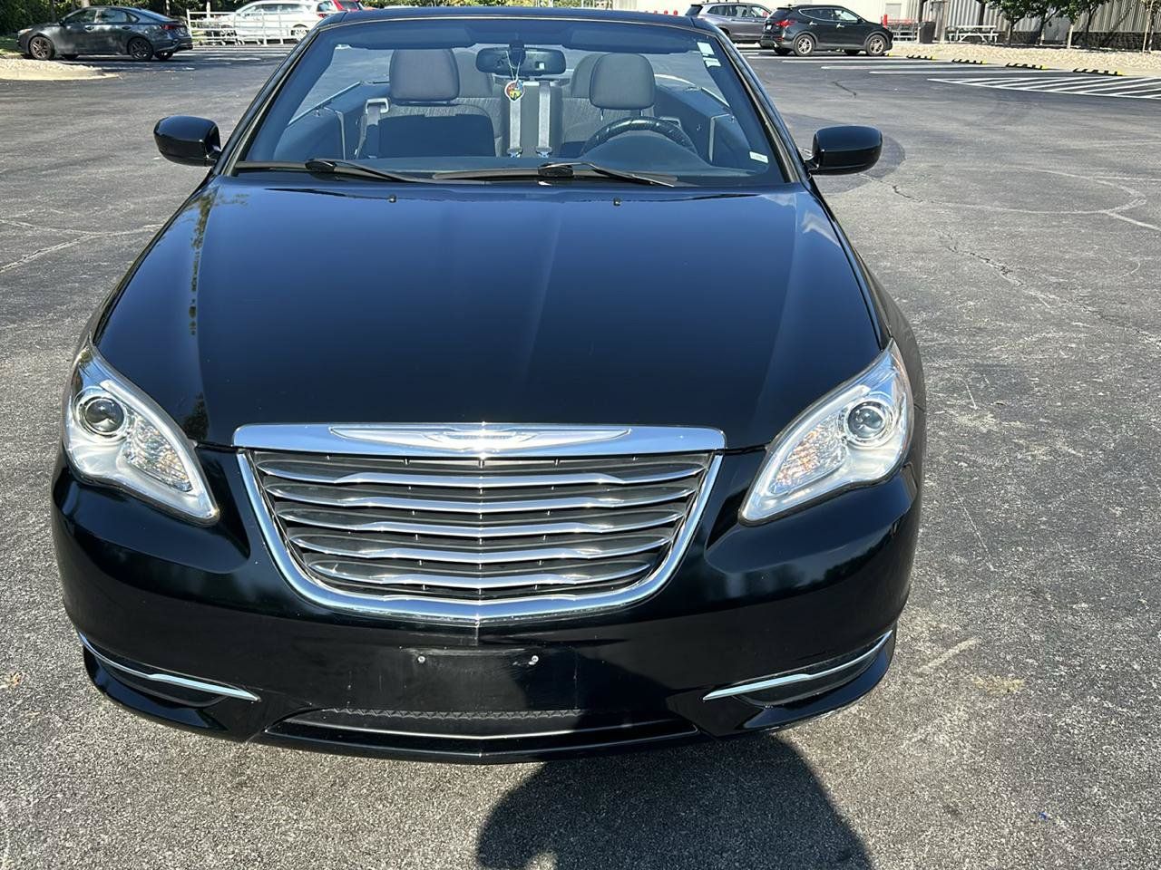 Used 2012 Chrysler 200 Touring w/ Cold Weather Group FWD image 2