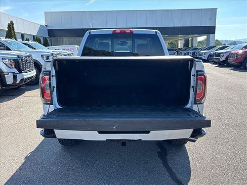 Certified 2017 GMC Sierra 1500 Denali AWD/4WD image 6
