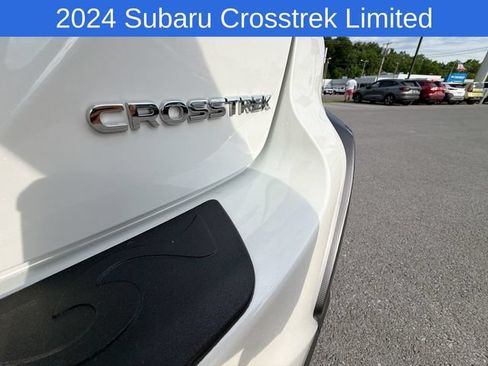 Used 2024 Subaru Crosstrek 2.5i Limited AWD/4WD image 17