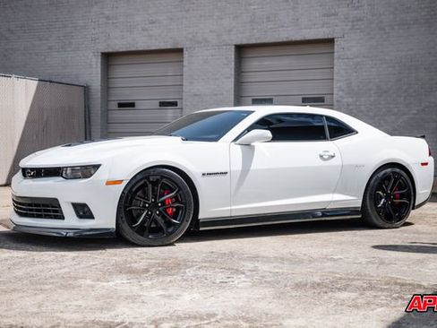 Used 2014 Chevrolet Camaro SS w/ SS Performance Package image 36
