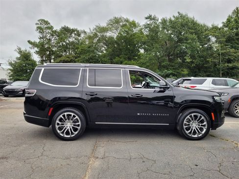 Used 2022 Jeep Grand Wagoneer Series I image 13