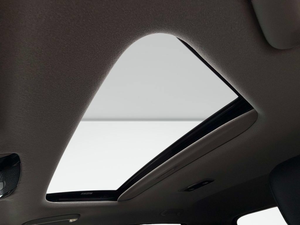 Certified 2025 Kia Niro Wave w/ Wave Preserve Package FWD image 37