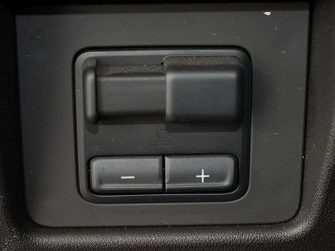 Used 2023 GMC Canyon AT4 AWD/4WD image 31