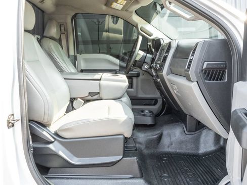 Used 2018 Ford F250 XL w/ Power Equipment Group AWD/4WD image 16