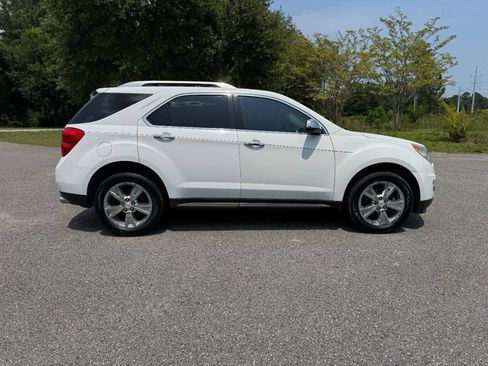 Used 2010 Chevrolet Equinox LTZ FWD image 7