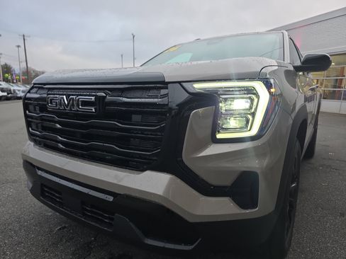 New 2026 GMC Terrain Elevation w/ Elevation Premium Package image 10