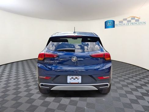 Used 2023 Buick Encore GX Preferred w/ Cold Weather Comfort Package FWD image 5