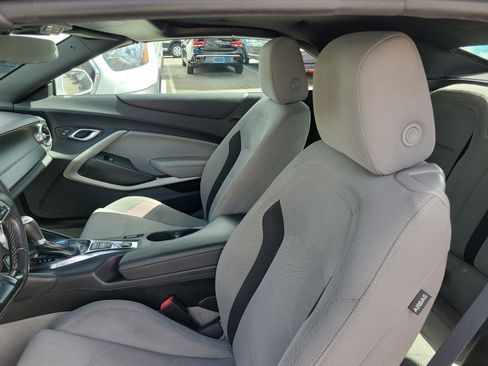 Used 2023 Chevrolet Camaro LT image 15