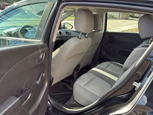 Used 2019 Chevrolet Sonic LT image 27