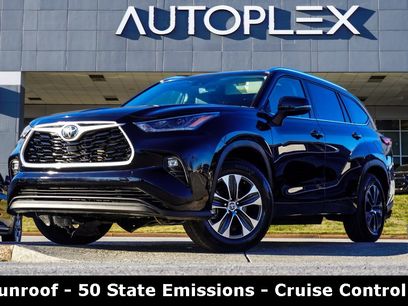 Used 2021 Toyota Highlander XLE