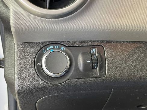 Used 2015 Chevrolet Sonic LT image 10