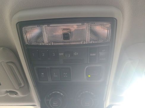 Used 2021 Toyota 4Runner TRD Off-Road Premium w/ Moonroof Package image 33