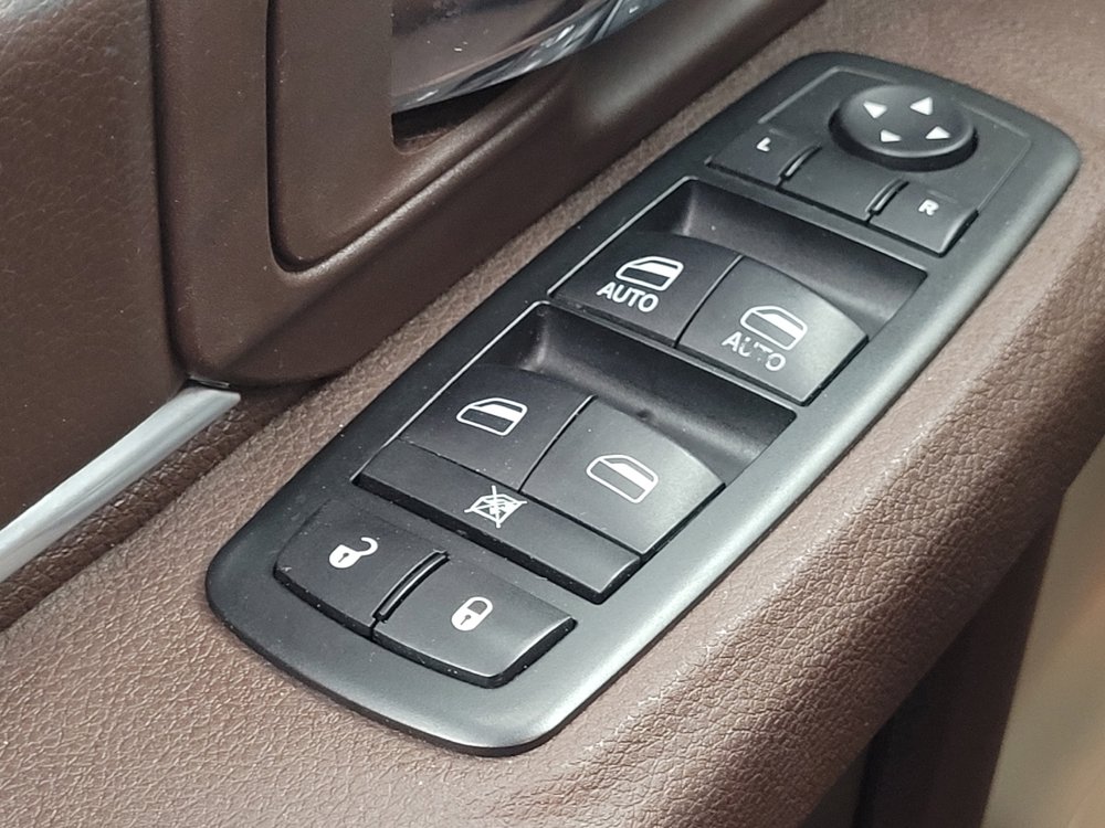 Used 2013 RAM 1500 Classic SLT AWD/4WD image 27