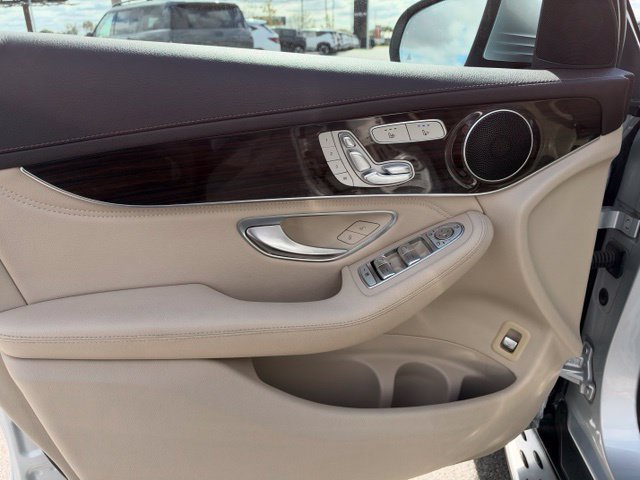 Used 2018 Mercedes-Benz GLC 300 4MATIC image 14