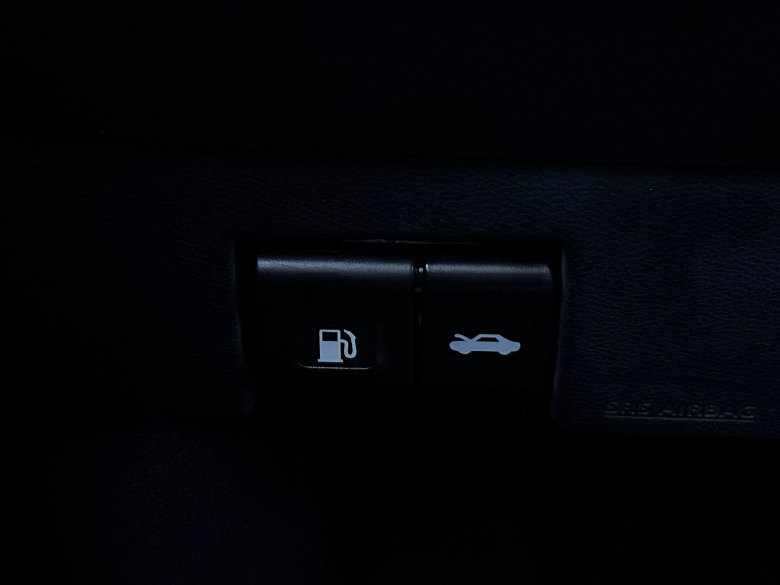 Used 2023 Nissan Kicks SV FWD image 29