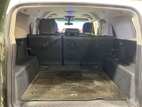 Used 2014 Toyota FJ Cruiser 4WD image 19