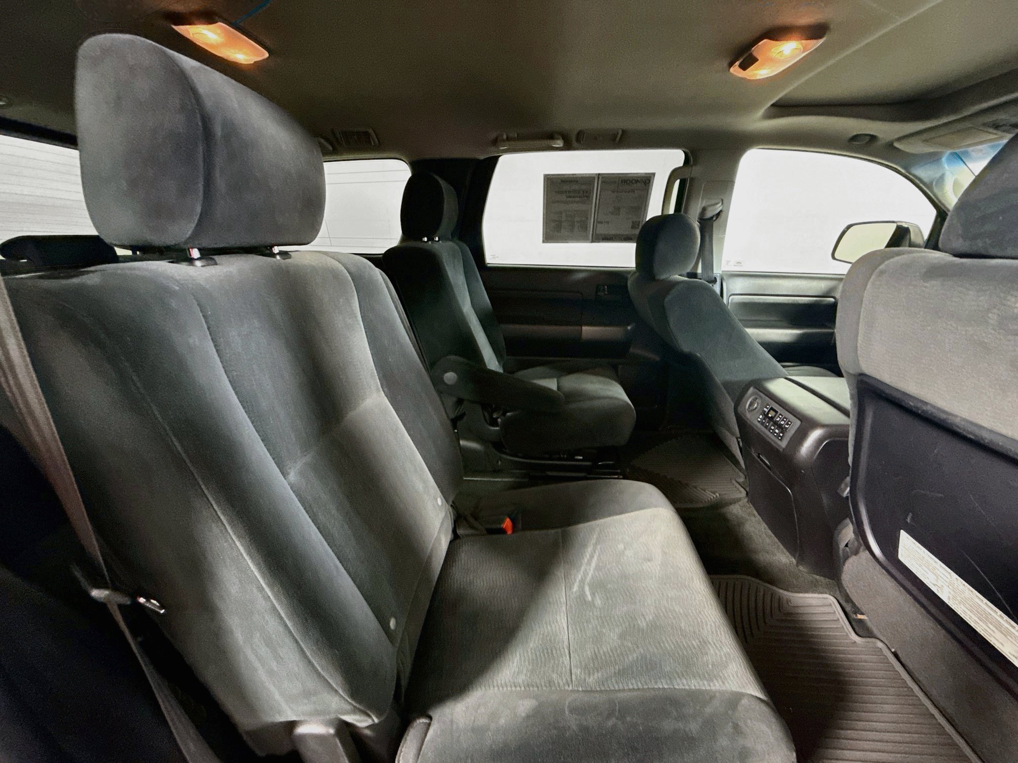 Used 2013 Toyota Sequoia SR5 w/ Sport Appearance Pkg AWD/4WD image 27