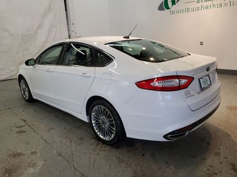 Used 2014 Ford Fusion SE w/ Equipment Group 202A image 4