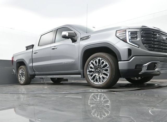Used 2023 GMC Sierra 1500 Denali Ultimate AWD/4WD image 9