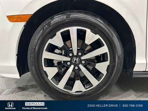 Used 2025 Honda Odyssey EX-L image 13