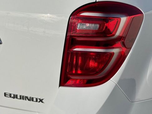 Used 2016 Chevrolet Equinox LS image 32