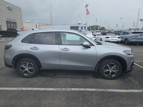 Used 2024 Honda HR-V EX-L image 5