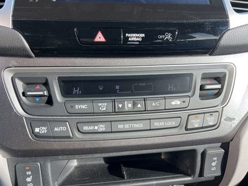 Used 2017 Honda Pilot EX-L image 22