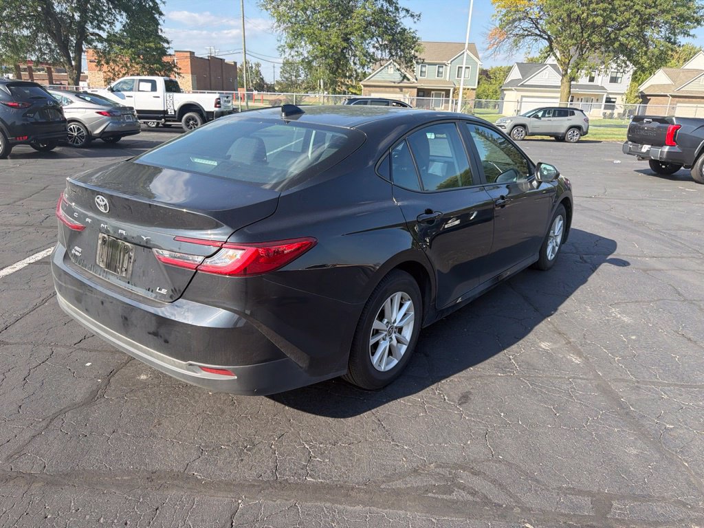 Used 2026 Toyota Camry LE AWD/4WD image 6