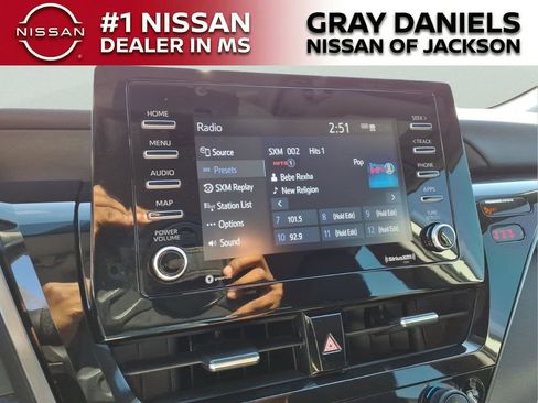 Used 2023 Toyota Camry SE image 16