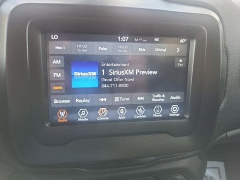 Used 2021 Jeep Renegade Latitude w/ Convenience Group image 10