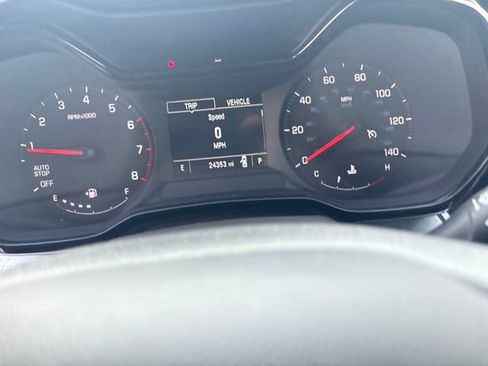 Used 2024 Chevrolet Trax LS w/ LS Convenience Package FWD image 26