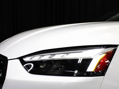 Used 2024 Audi S5 Premium image 15