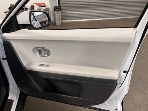 Used 2024 Hyundai Ioniq 5 SEL image 12