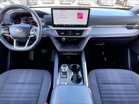 Used 2025 Ford Explorer ST-Line image 15