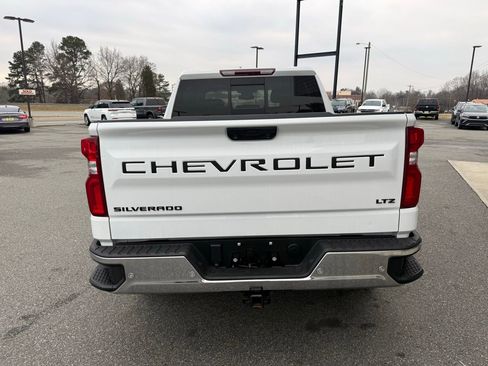 Used 2022 Chevrolet Silverado 1500 LTZ w/ LTZ Convenience Package II image 7