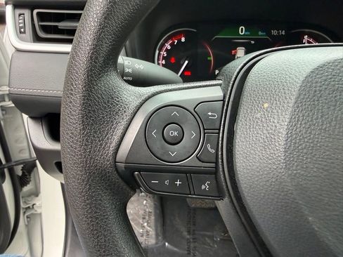 Certified 2025 Toyota RAV4 XLE image 29