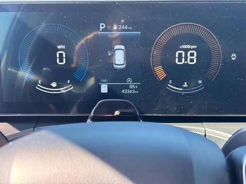 Used 2024 Hyundai Santa Fe XRT image 19